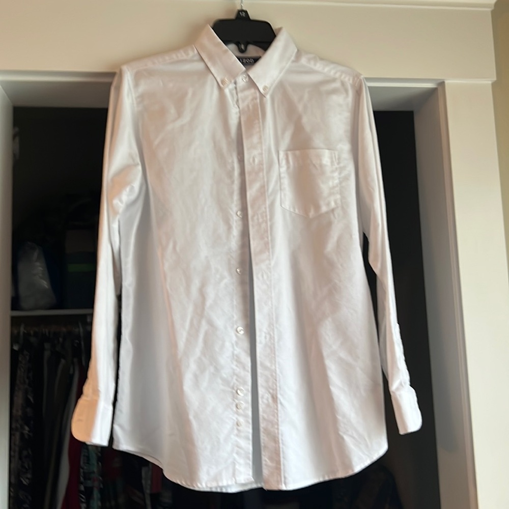 Izod Boys size 18 white button down shirt